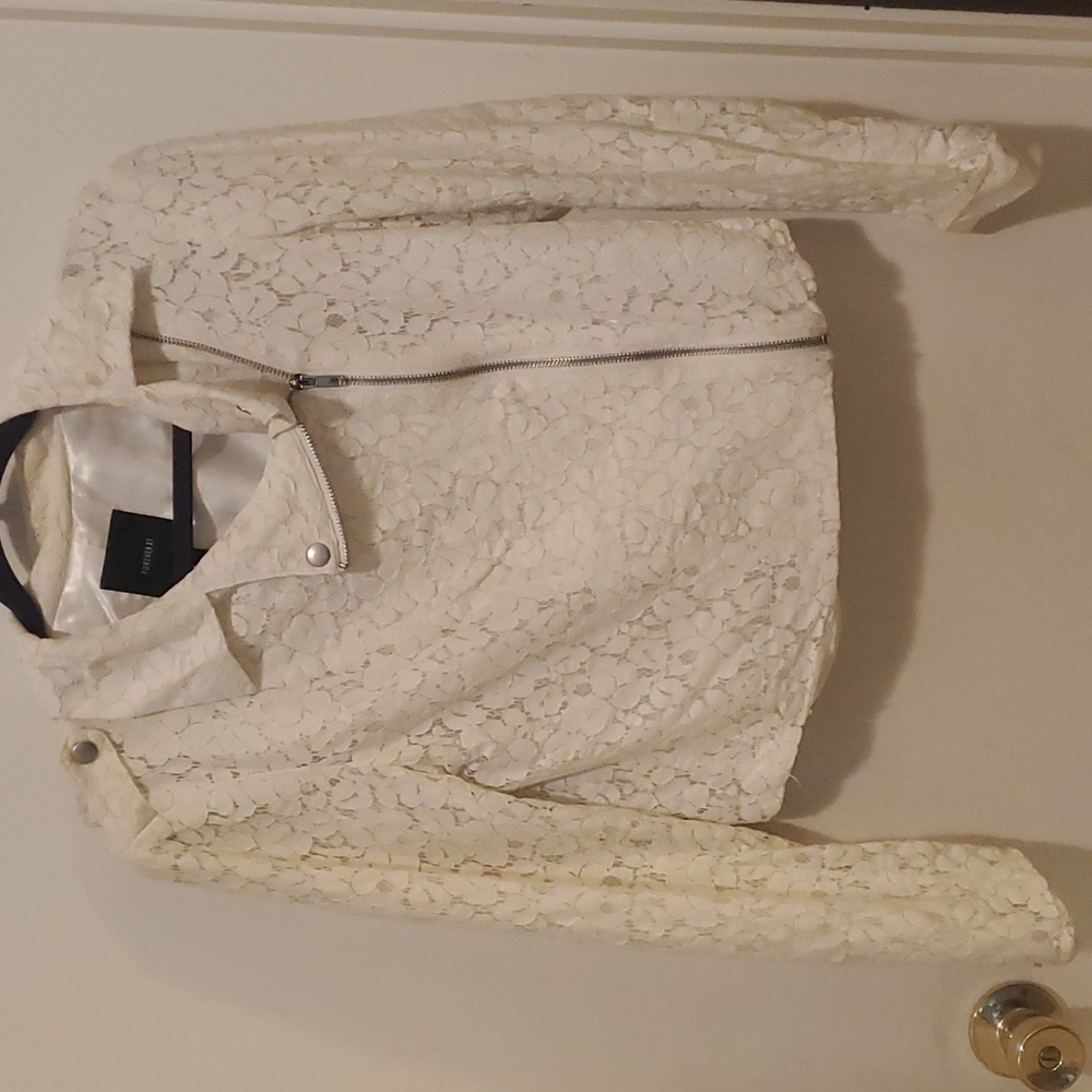 Forever 21 white lace jacket size medium